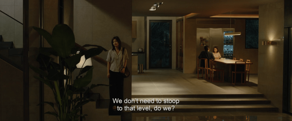 Parasite_Park-Mansion_Stairs-2